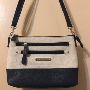 Stone Mountain USA Leather Shoulder Crossbody Bag!